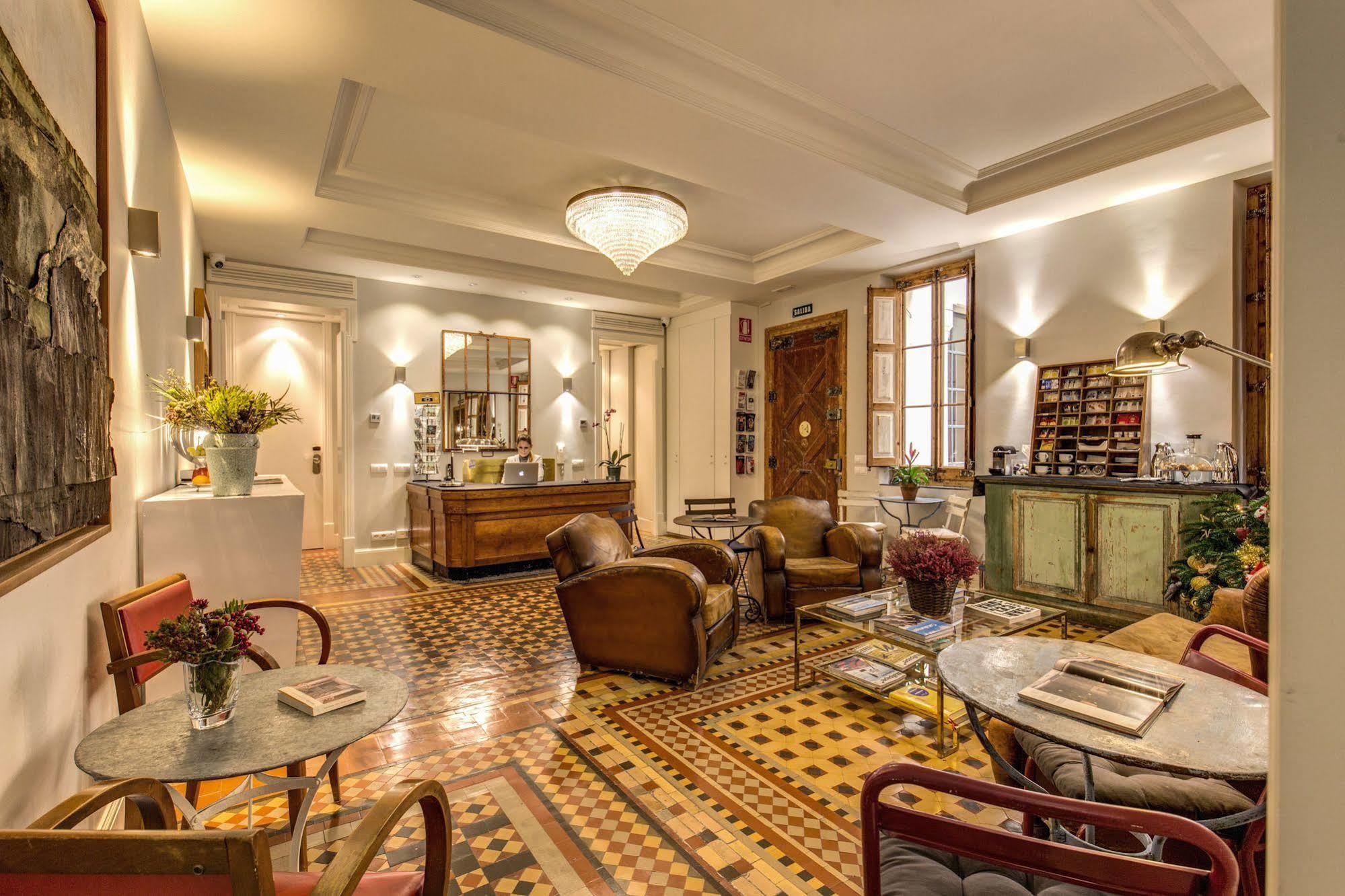 We Boutique Hotel บาร์เซโลนา ภายนอก รูปภาพ